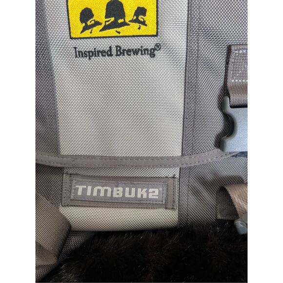 TIMBUK2 MESSENGER BAG 14 x 10  Gray brewing branded - Picture 6 of 8